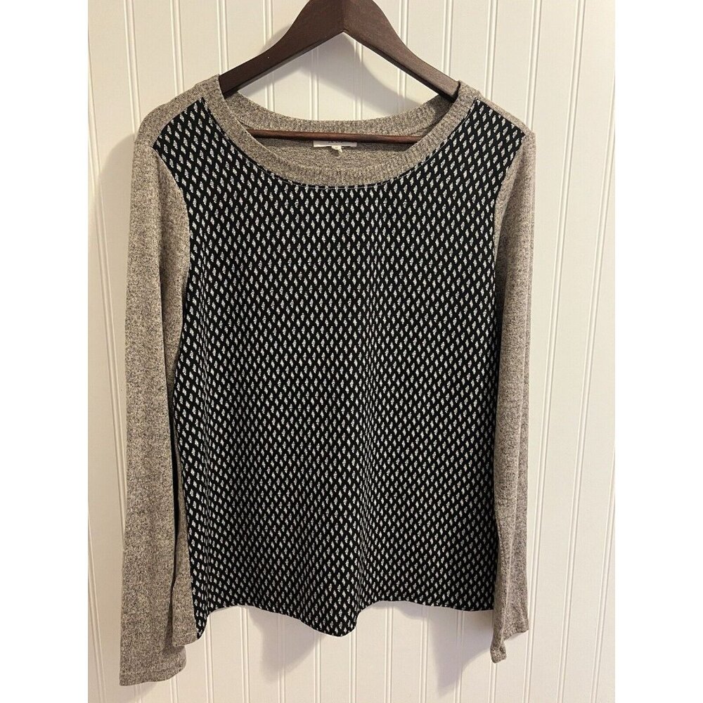 Women’s Pullover Sweater With Rayon Front Size M Lightweight Black And Grey